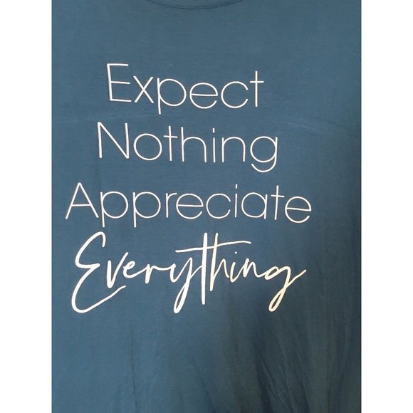 Torrid Super Soft Knits Long Sleeve Cropped Graphic Tee Shirt‎ Women's Size 1X. - Picture 4 of 6